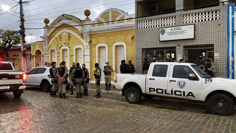 Polícias Civil e Militar prende quatro e combate tráfico (2).jpeg Polícias Civil e Militar prende quatro e combate tráfico (2).jpeg