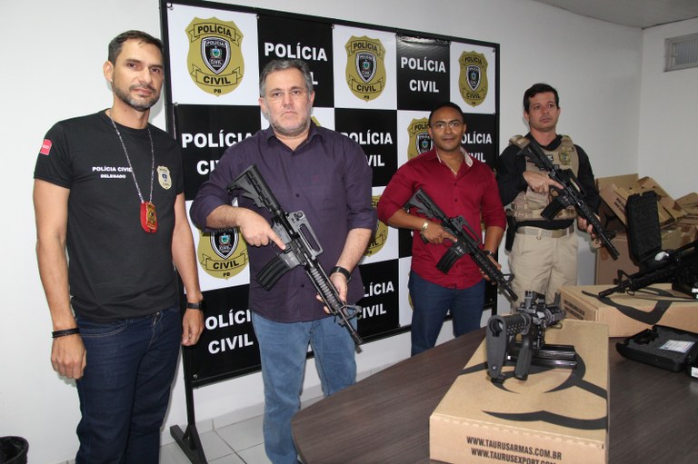 24032023 - Delegado-Geral entrega mais fuzis para equipes especializadas de João Pessoa e Campina Grande (1).jpg