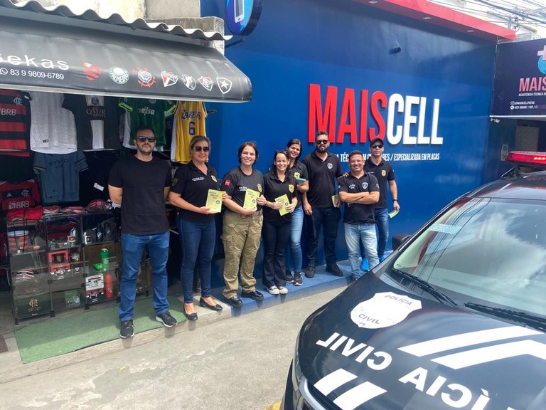 16032023 - Equipe da Delegacia da Mulher vai às ruas em campanha contra a violência domést (1).jpeg