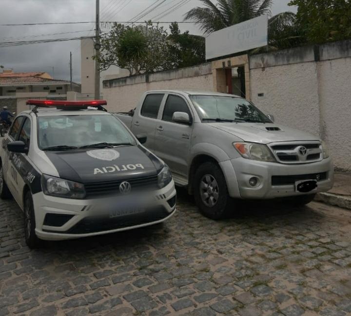 070621 - Polícia Civil apreende veículo adulterado e prender condutor do carro.jpeg 070621 - Polícia Civil apreende veículo adulterado e prender condutor do carro.jpeg