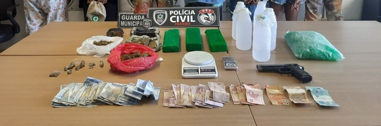 Polícia Civil faz operação e prende cinco por tráfico de drogas na região central de João Pessoa.jpeg