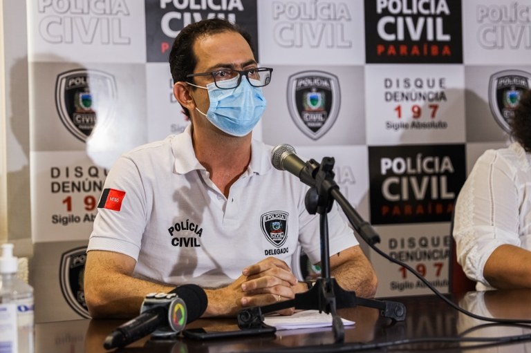 040621 - Polícia Civil prende membro de organização criminosa foragido (2).jpeg